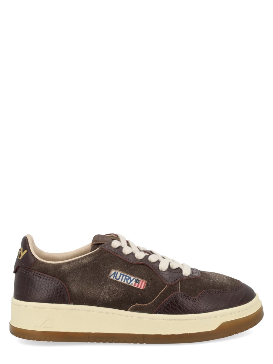 SNEAKER MEDALIST LOW