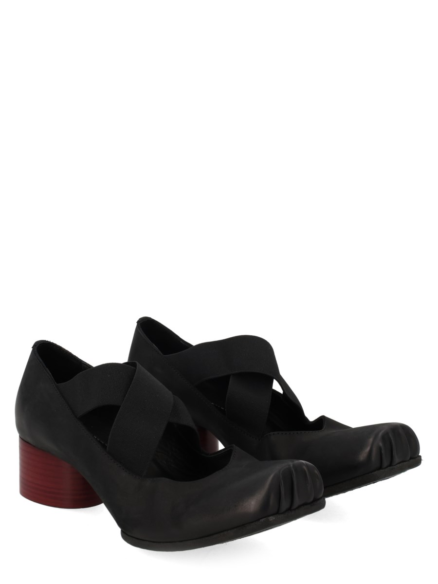 Ballerina In Pelle Con Tacco Medio