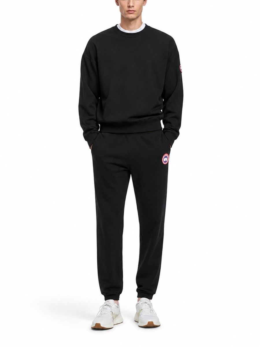 PANTALONE JOGGER CON PATCH LOGO