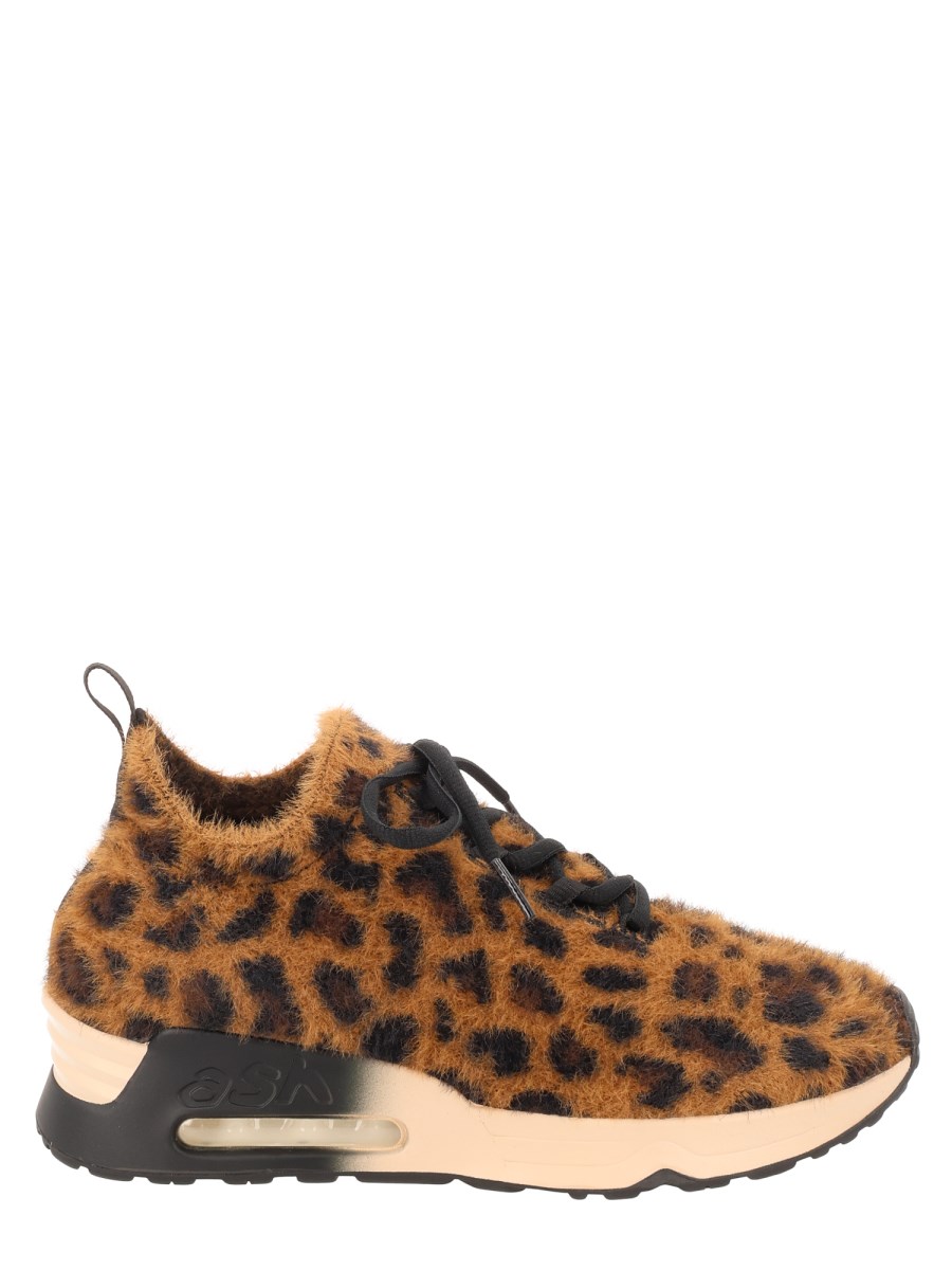 Sneaker Lurce