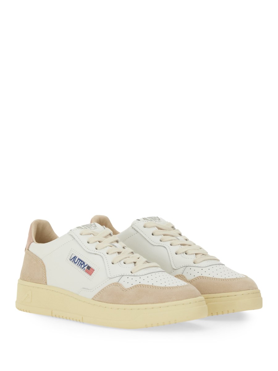 SNEAKER MEDALIST LOW