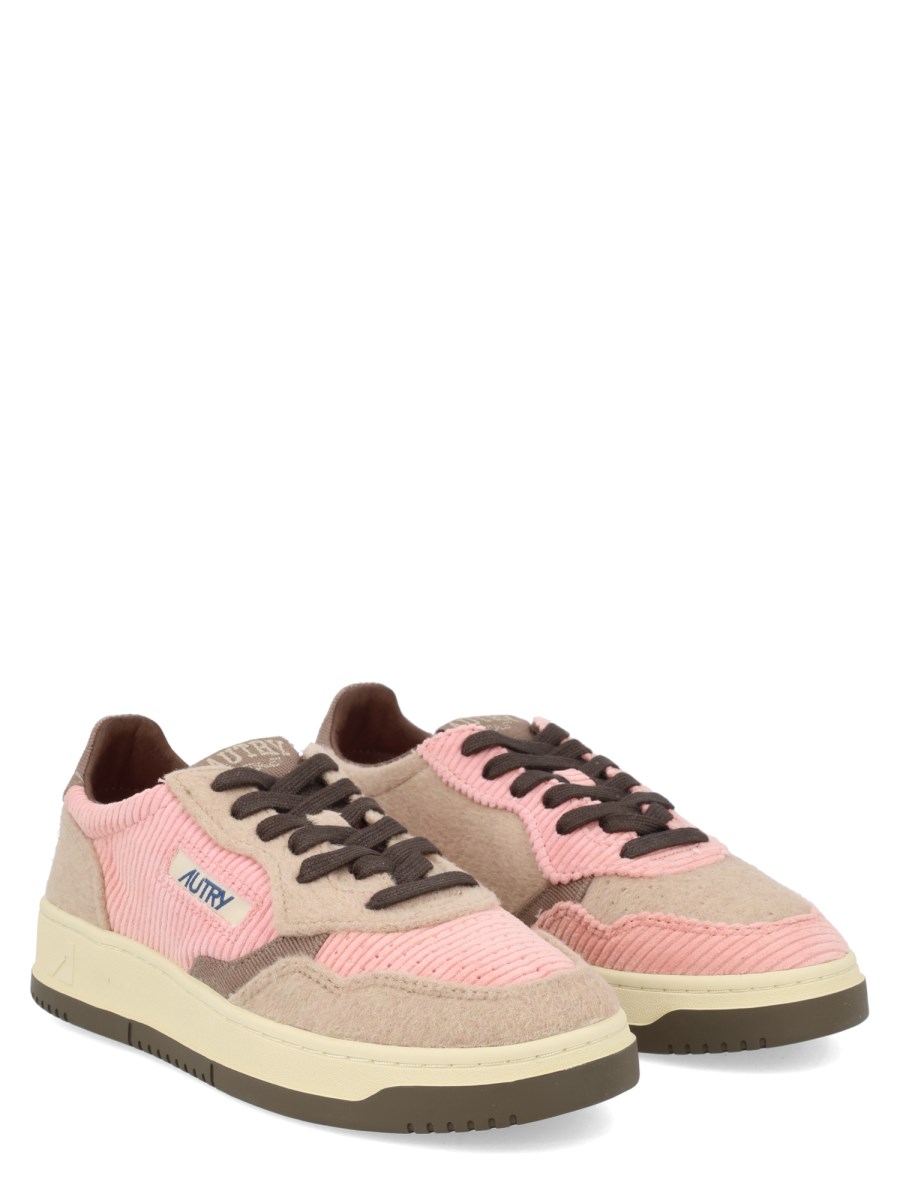 Sneaker Medalist Low