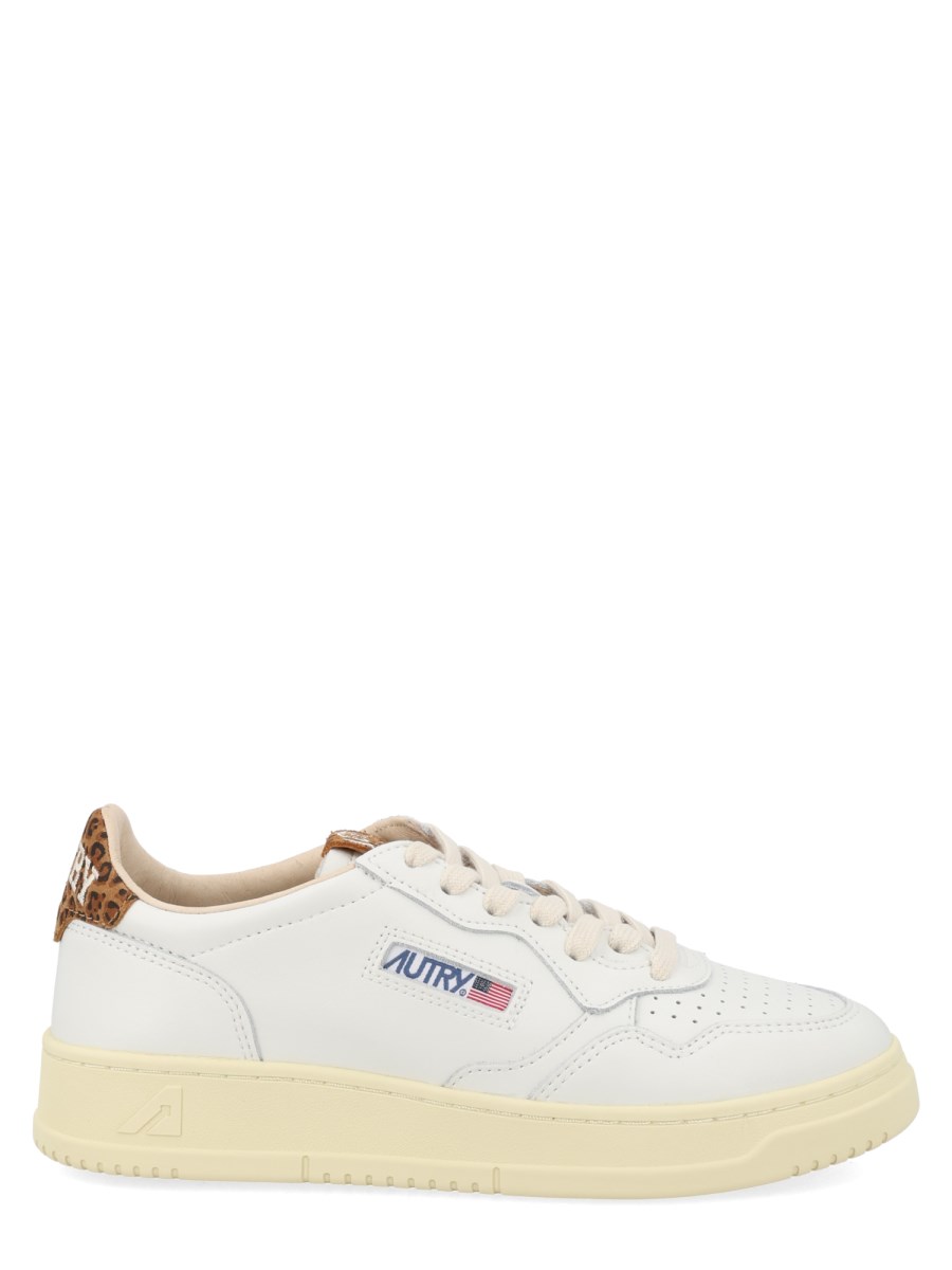 SNEAKER "MEDALIST LOW"