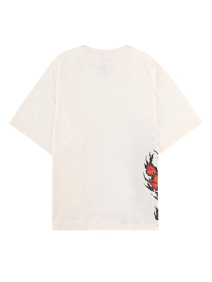 T-SHIRT CON STAMPA