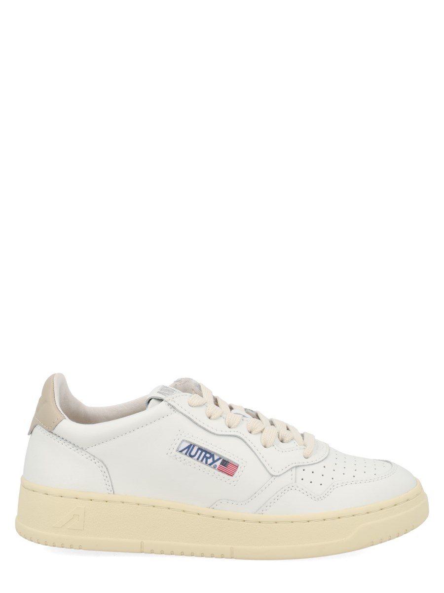SNEAKER MEDALIST LOW