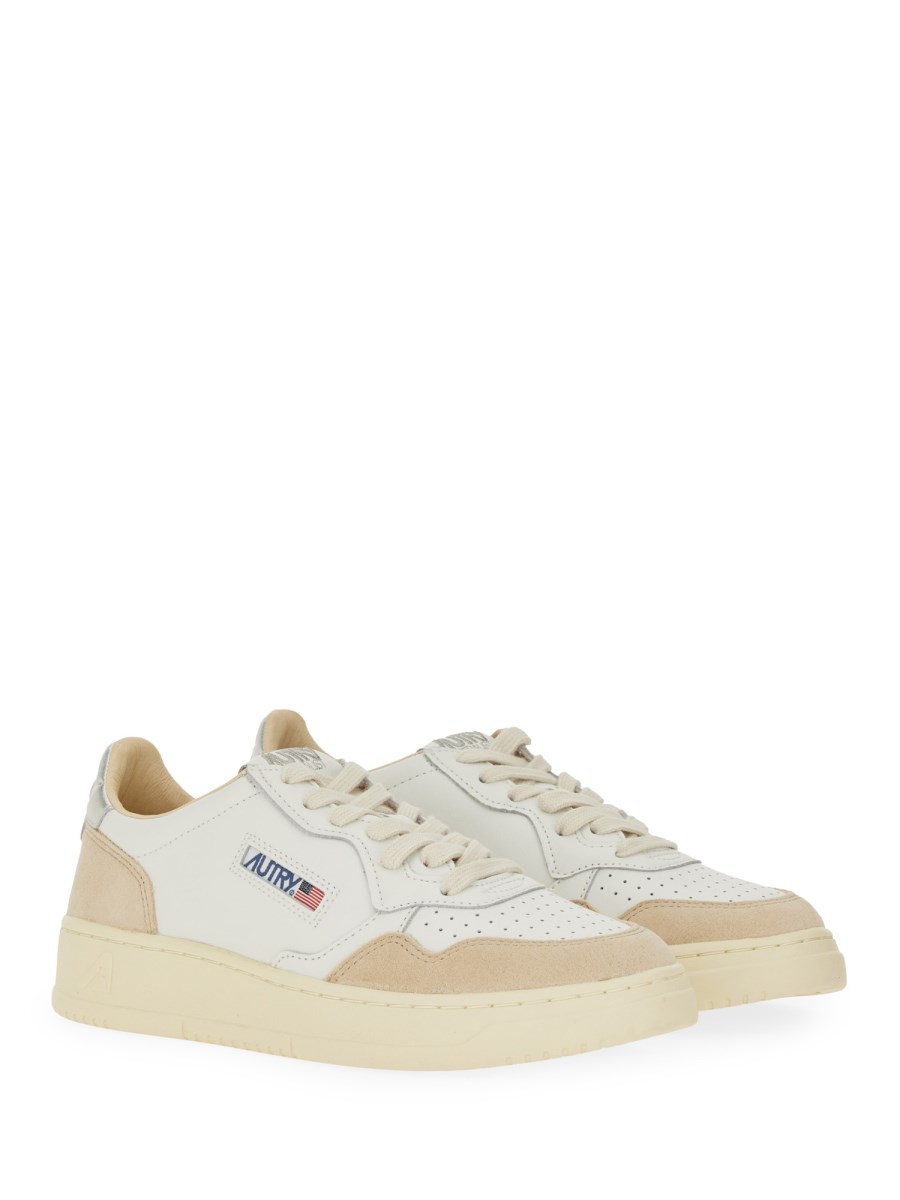 SNEAKER MEDALIST LOW