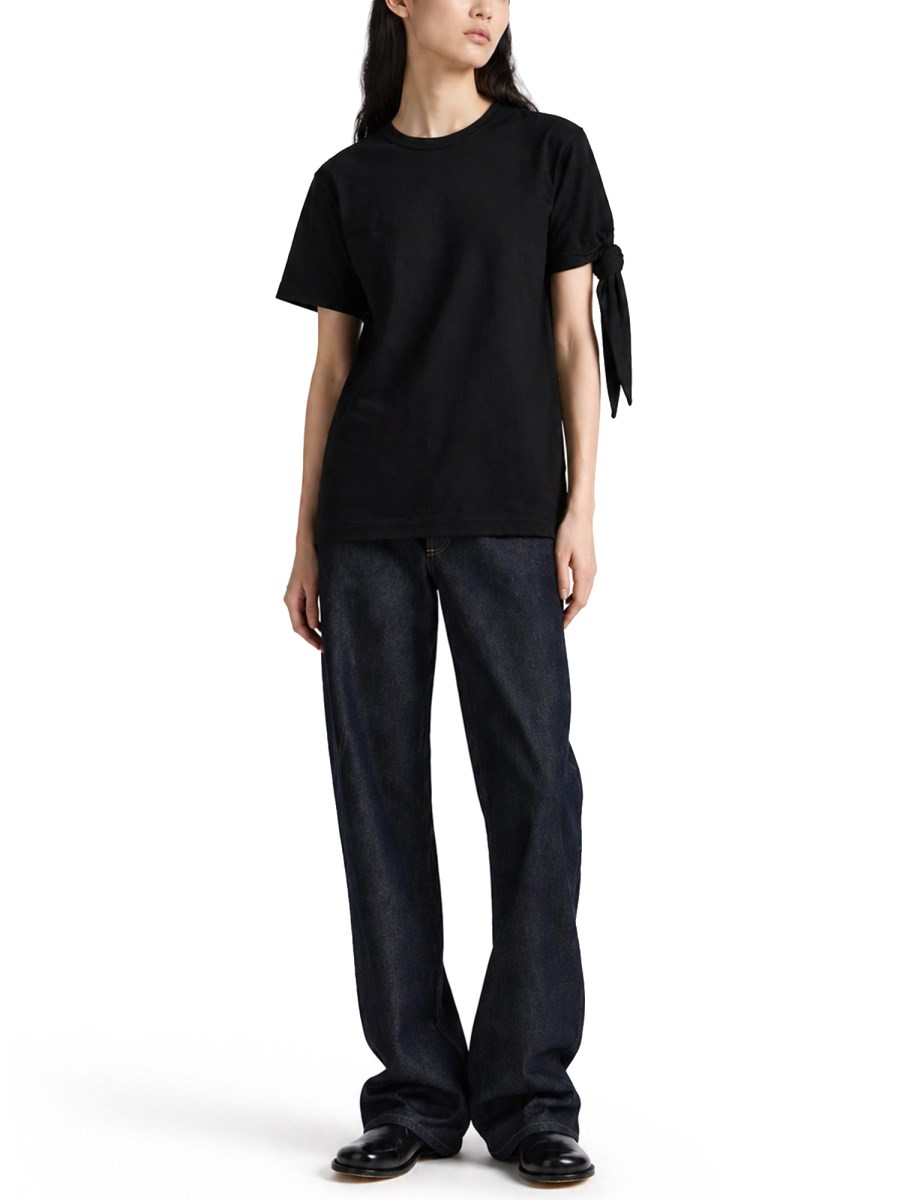 T-SHIRT CON NODO