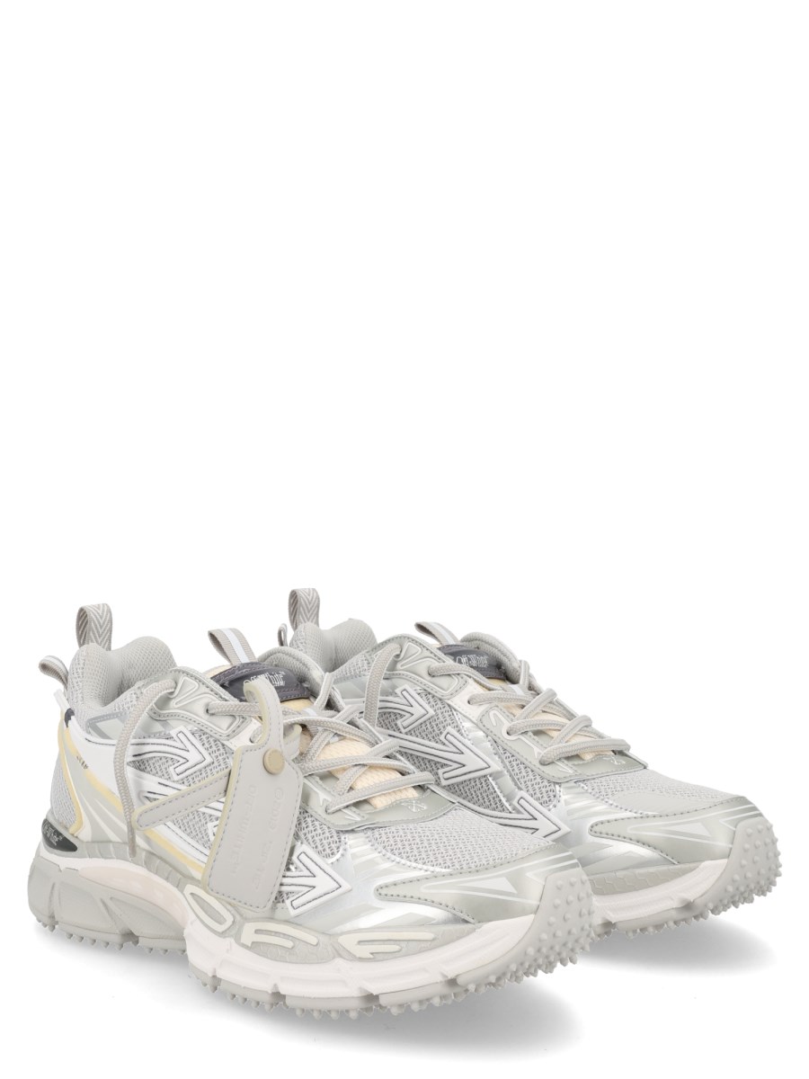 SNEAKER BE RIGHT BACK