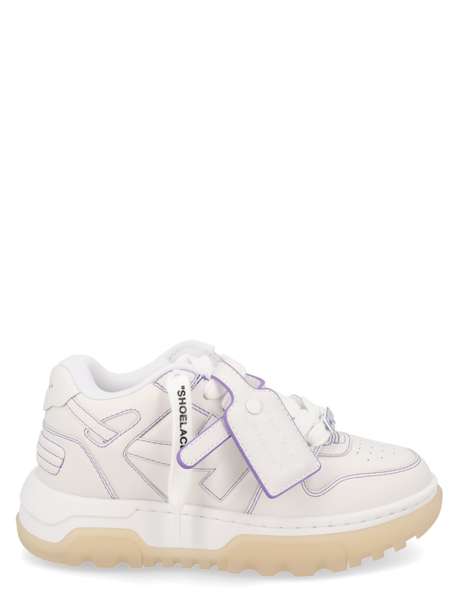 Sneaker Out Of Office Chunky