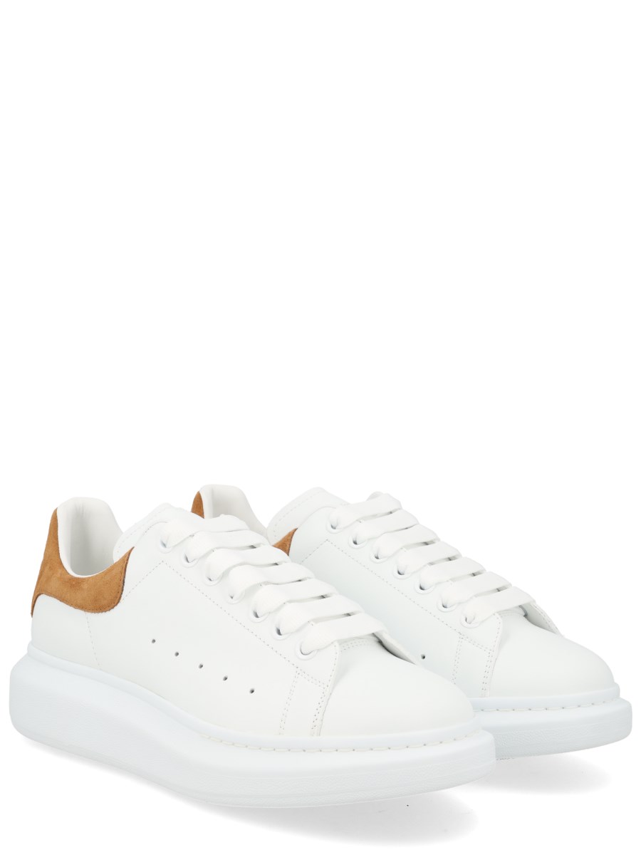 SNEAKER OVERSIZE